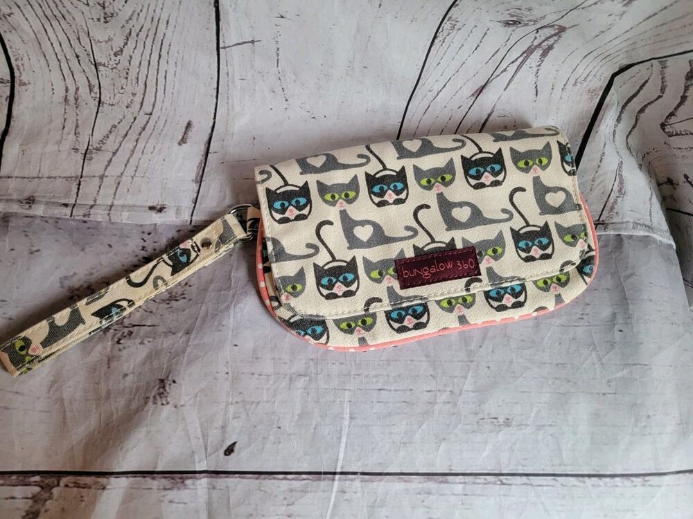 Bungalow 360 Canvas Kitty Cat Wallet Cat Lovers Purse Wristlet MEW MEW Print
